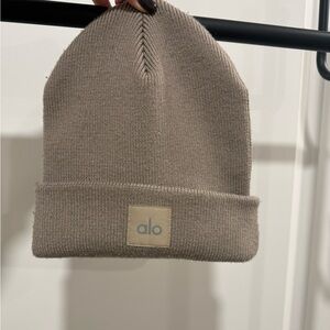ALO Everyday Beanie